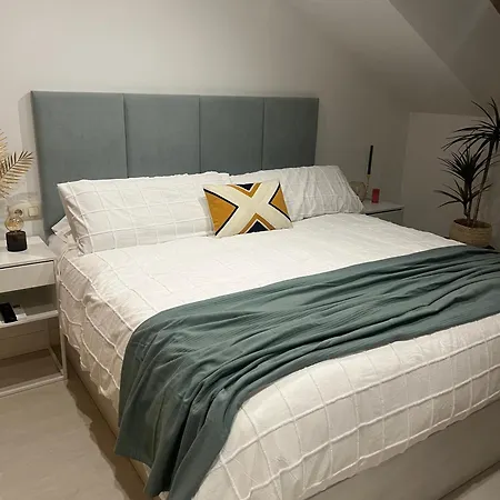 Atico Playa Palmas * Moaña