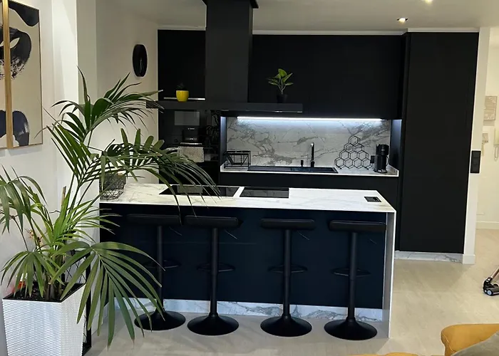 Atico Playa Palmas 아파트